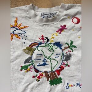 90’s vintage swan magic stitched earth scene shirt Large/xl